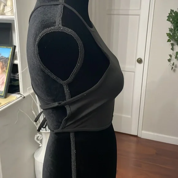 Zuful black Strappy Crop Top - Picture 5 of 7